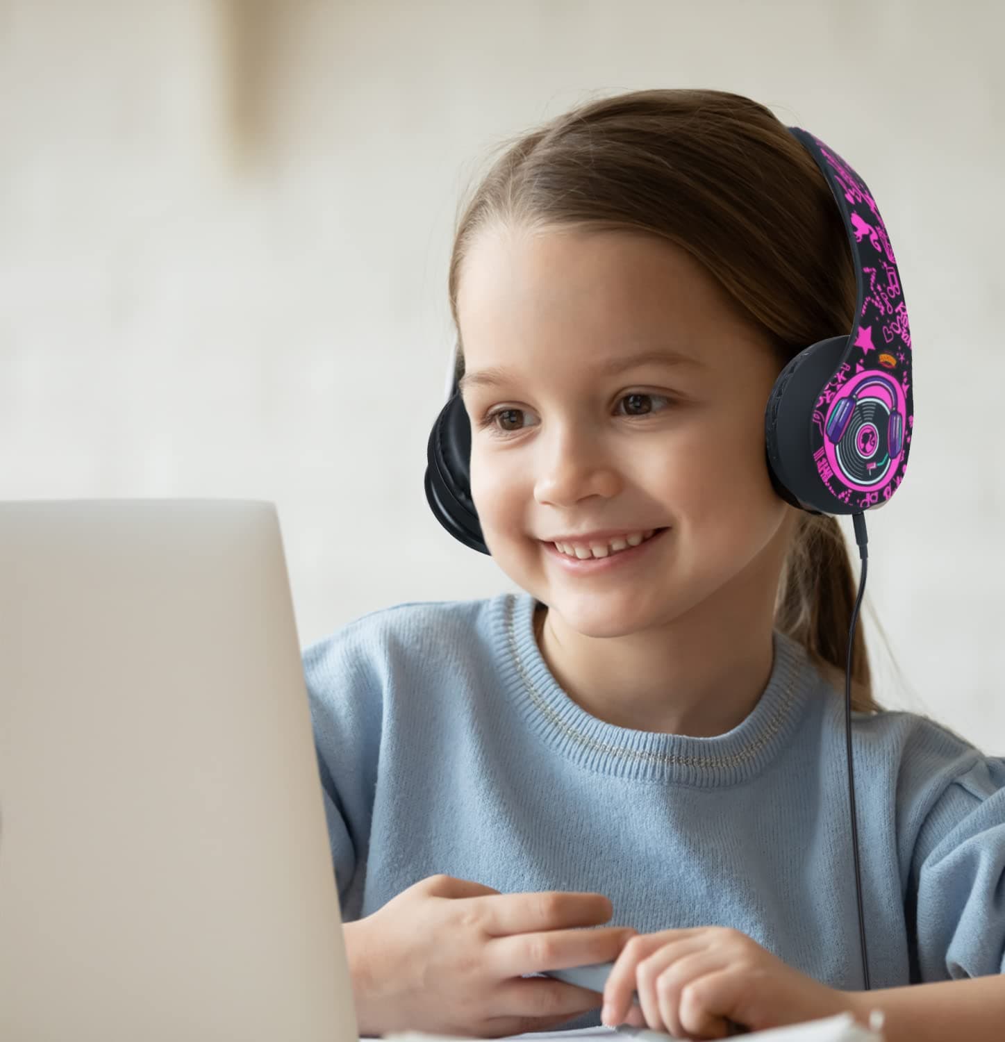 Ramson Barbie Wireless Bluetooth Headphones - Official Licensed view 3