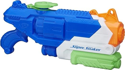 Hasbro Nerf Super Soaker Breach Blast, Water Gun with 1.4 Litre Water Tank and Range of 11.5 m