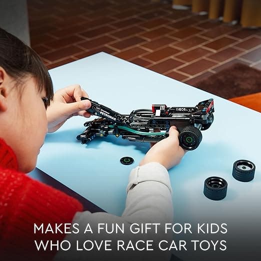 LEGO Technic Mercedes-AMG F1 W14 E Performance Pull-Back 42165 view 2