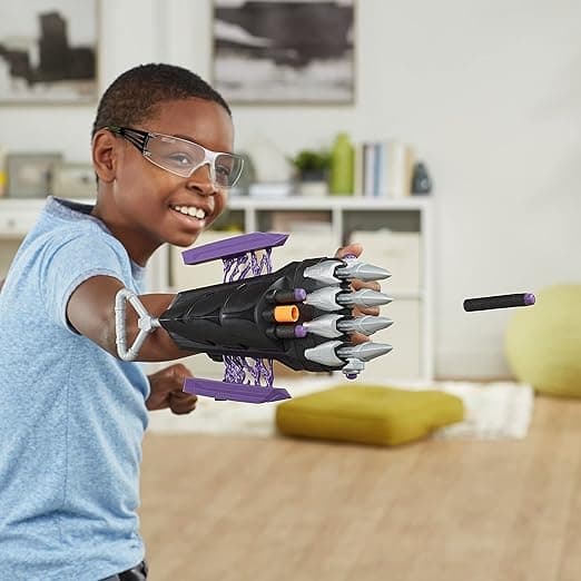 Marvel Mech Strike Mechasaurs Black Panther Sabre Claw Blaster, NERF Blaster with 3 Darts, Role Play Super Hero Toys for Kids Ages 5 and Up view 5