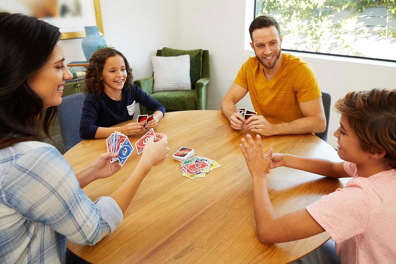 Mattel Uno Card Game Display