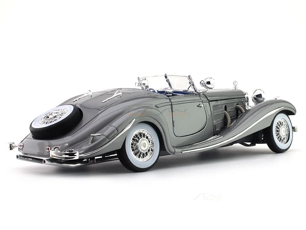 1936 Mercedes-Benz 500K Type Specialroadster grey 1:18 Maisto diecast scale model view 3