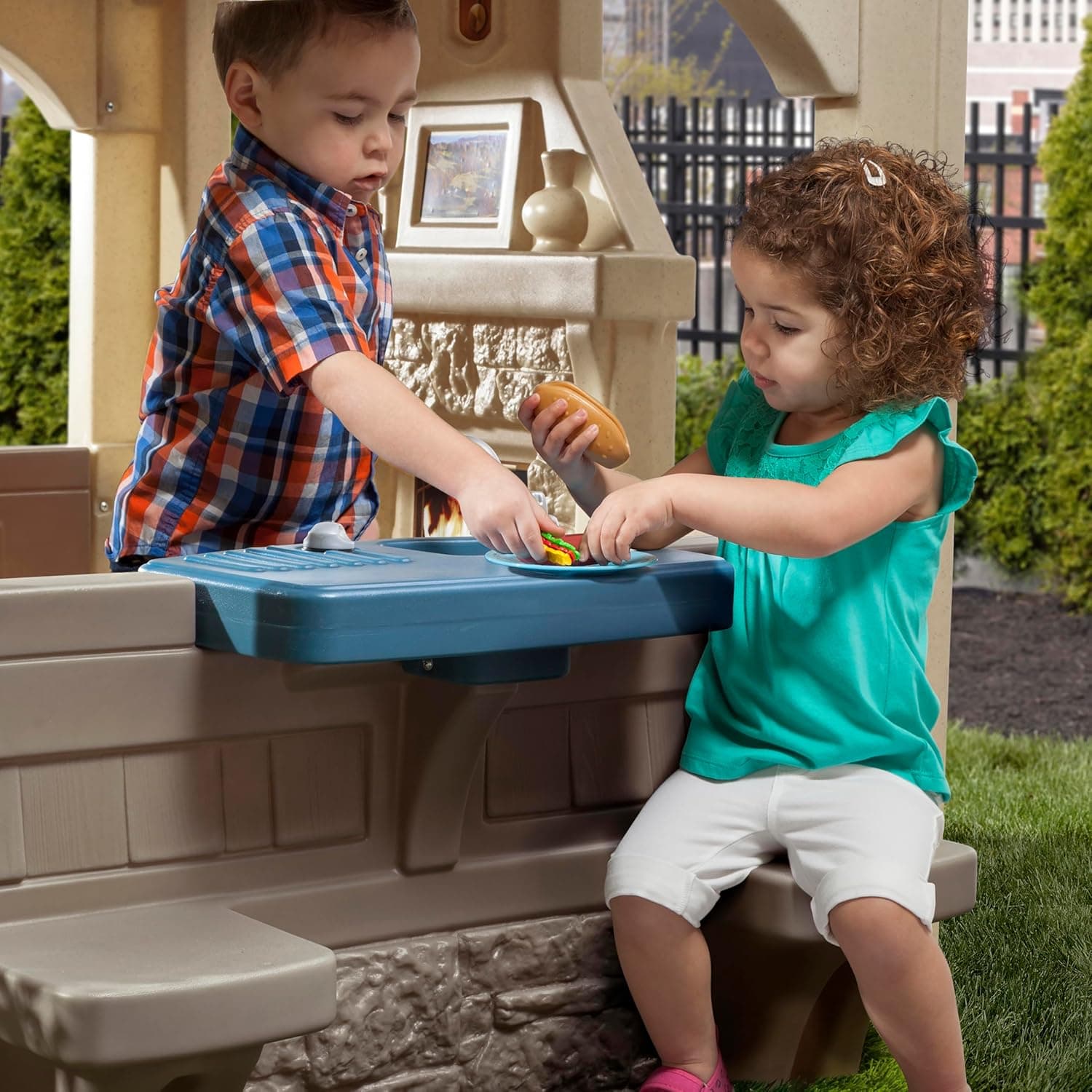 Step2 Charming Cottage  Playhouse – Indoor/Outdoor Interactive Playset for Toddlers Ages 2+ view 4
