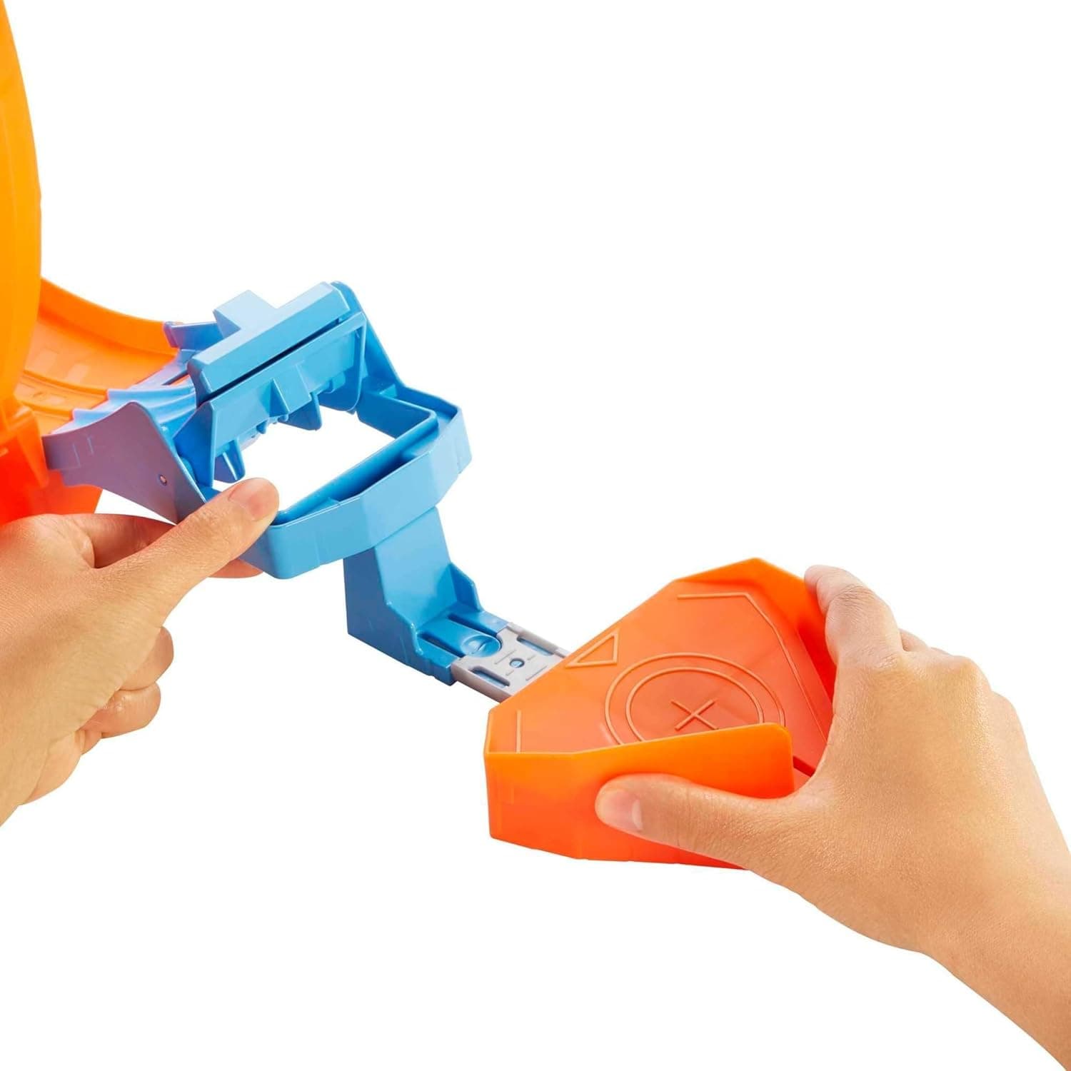 Hot Wheels® Loop Stunt Champion™ Track Set with Dual-Track Loop, Dual Launch, Spring Ramp & 1 Car for Kids 4 Years Old & Older view 4