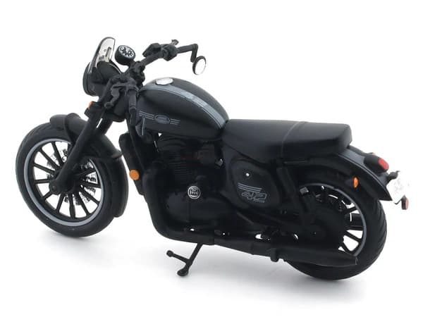 Jawa 42 Black – 1:18 Scale Diecast Motorcycle Model – Collectible Miniature Bike for Display, Gifting & Décor (14+ Age) view 3