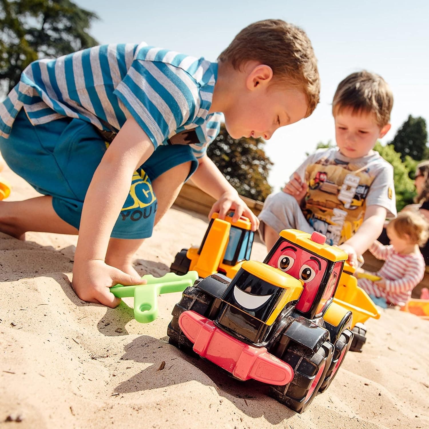 JCB Freddie Fastrac Dumptruck, Supersized Push Along Construction Toy Truck for Kids & Boys, Yellow view 5