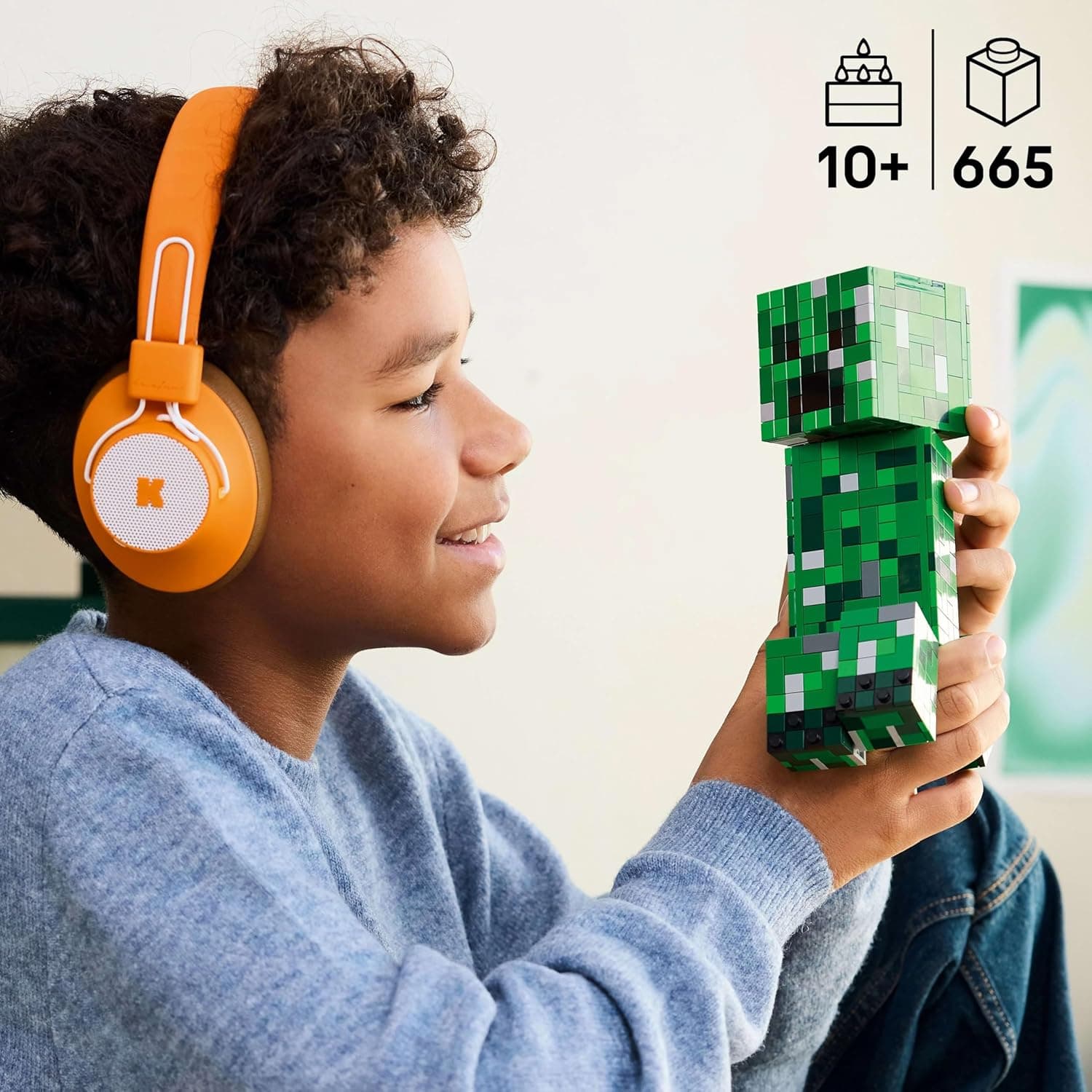 LEGO Minecraft The Creeper Toy - Posable Mob Figure incl. a Hidden Compartment with a Pig & TNT Element - Building Set for 10+ Year Old Boys, Girls & Gaming Fans - 21276 view 5