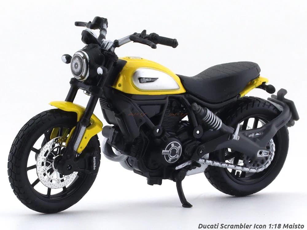 Maisto Ducati Scrambler Icon Diecast Bike Model (1:18 Scale)