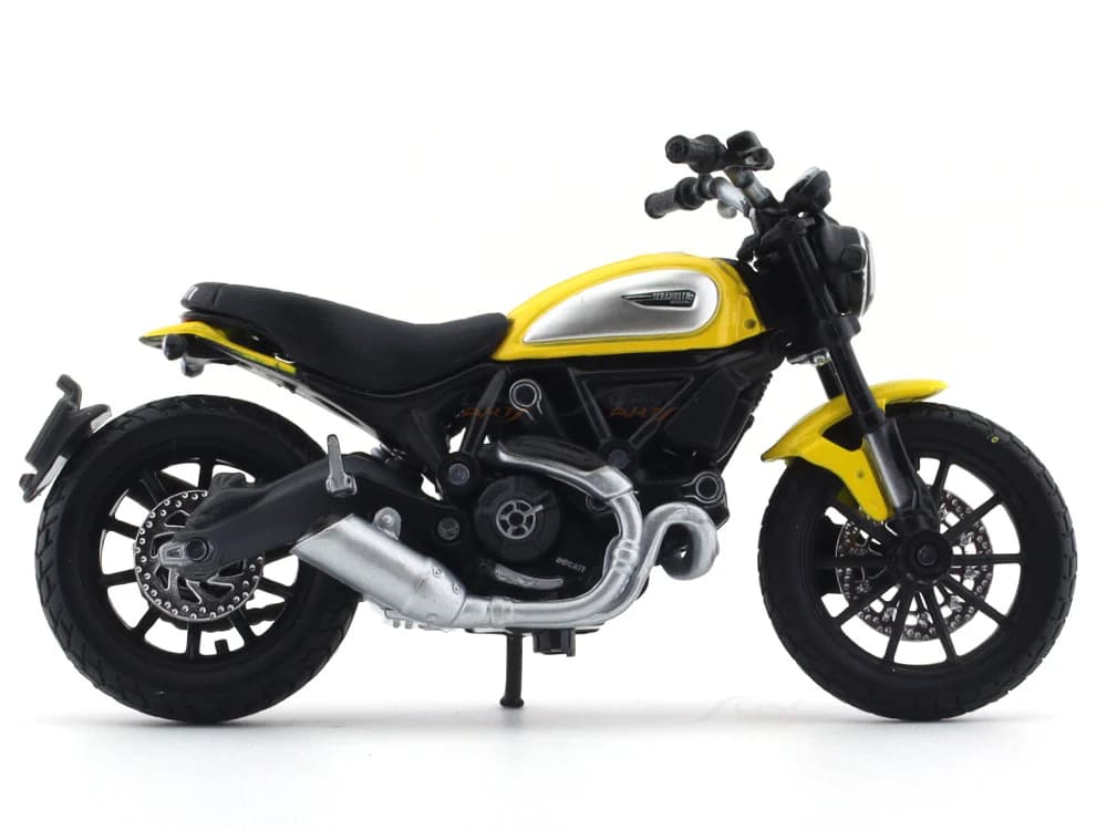 Maisto Ducati Scrambler Icon Diecast Bike Model (1:18 Scale) view 5