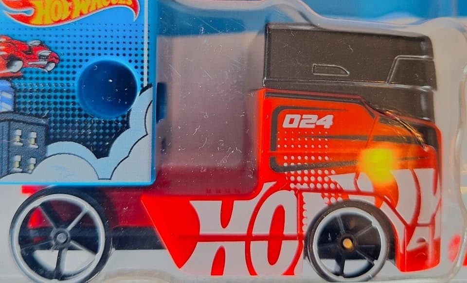 Hot Wheels Super Rigs Pencil Pusher Diecast Car (Blue & Red) view 2