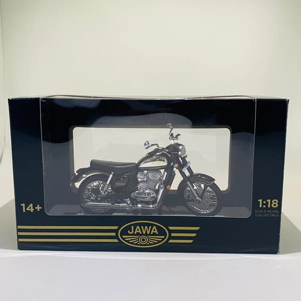 Jawa Classic 300 Black Chrome – 1:18 Scale Diecast Motorcycle Model – Miniature Collectible Bike for Display, Gifting & Décor (14+ Age)